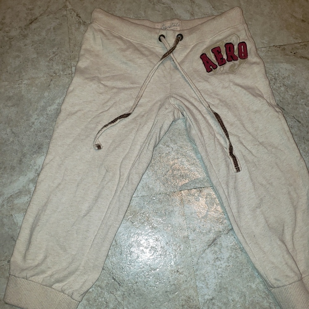 Aeropostale sweat pants capri